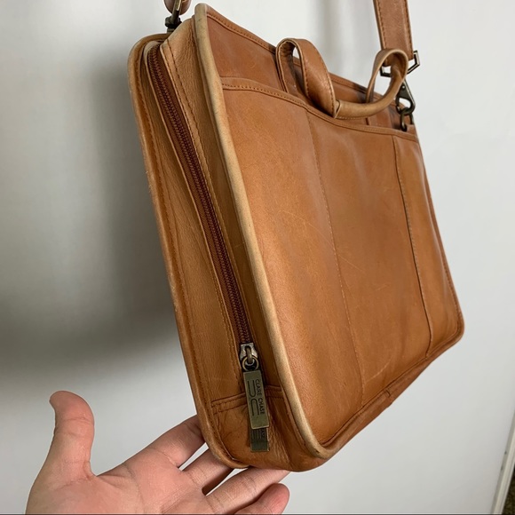 Claire Chase Message bag Leather Tan - Picture 4 of 10